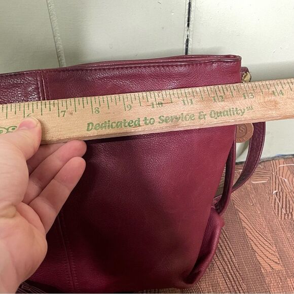 SAS Genuine Soft burgundy Red Leather Slouchy Crossbody Large Bag Purse‎ - Picture 2 of 9
